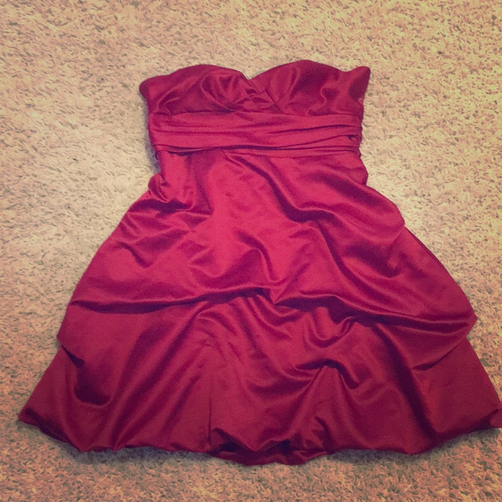 David’s bridal size 14 formal dress in Apple